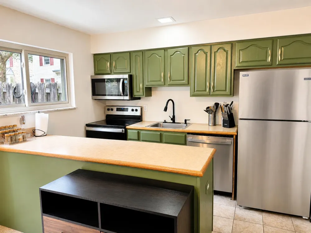 2468 Abbington Drive SE Grand Rapids, MI 49506