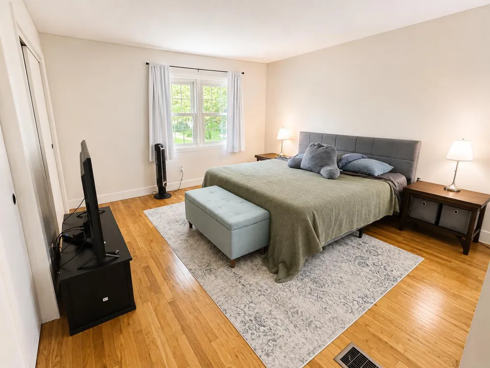 2468 Abbington Drive SE Grand Rapids, MI 49506