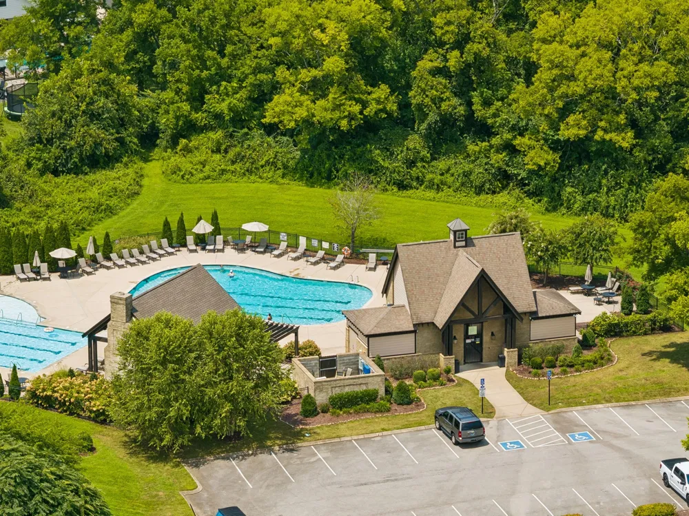 2708 Pool Forge Bridge Rd Thompsons Station, TN 37179
