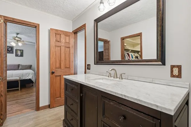16003 S Lewis Avenue Bixby, OK 74008