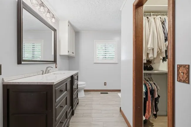16003 S Lewis Avenue Bixby, OK 74008