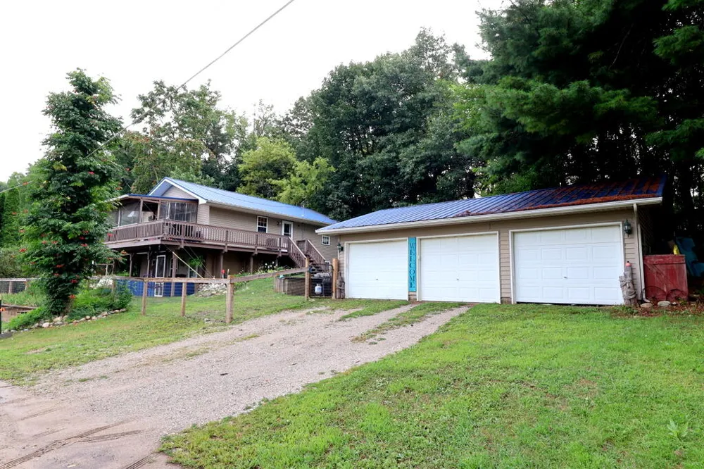 5656 Paradise Drive Reading Township, MI 49274
