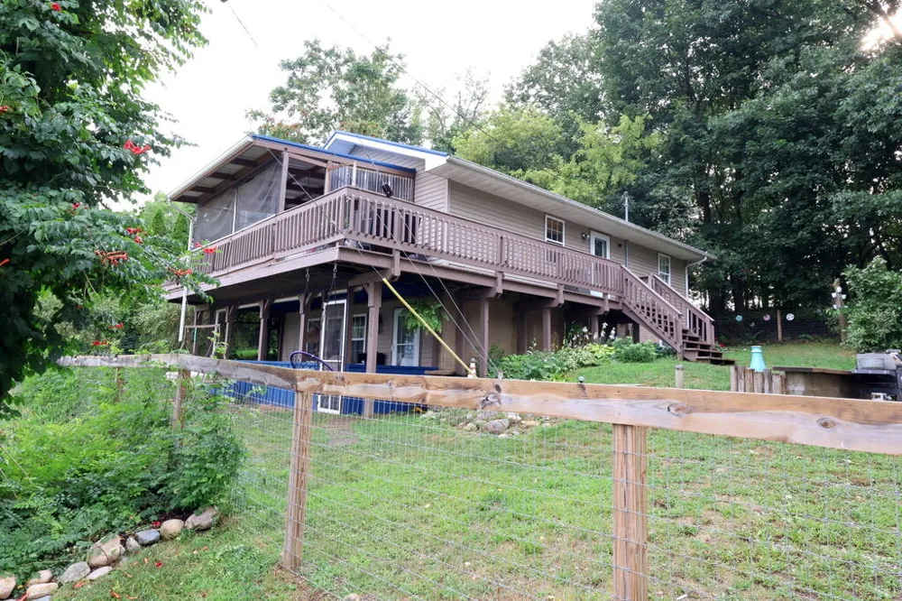 5656 Paradise Drive Reading Township, MI 49274