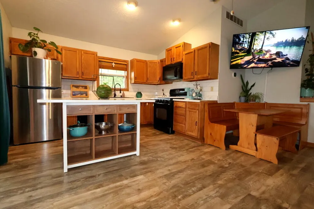 5656 Paradise Drive Reading Township, MI 49274