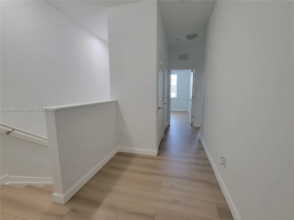 1107 NW 40th Ter #1107 Lauderhill, FL 33313