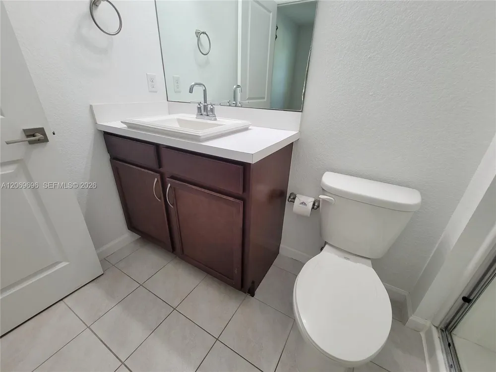 1107 NW 40th Ter #1107 Lauderhill, FL 33313
