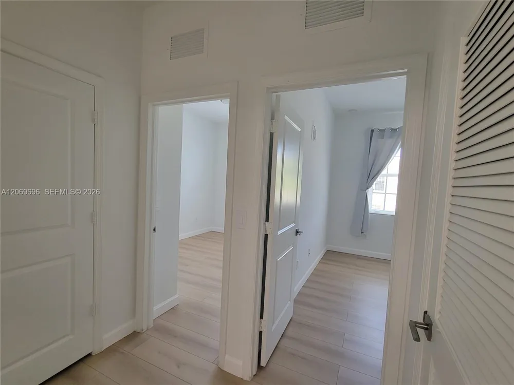 1107 NW 40th Ter #1107 Lauderhill, FL 33313