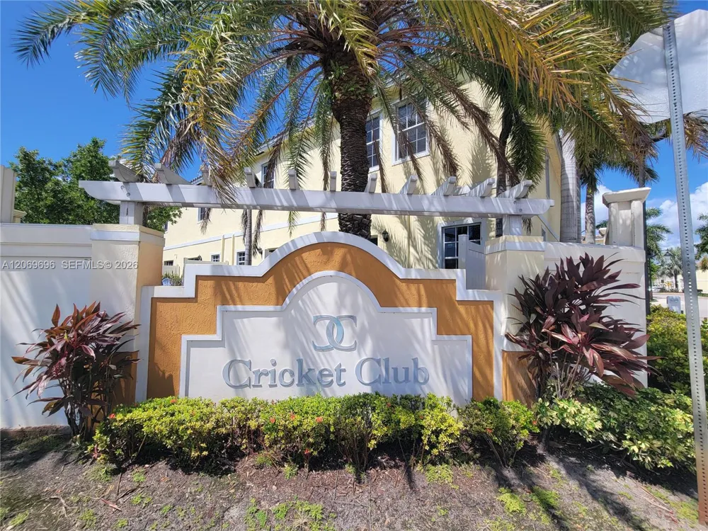 1107 NW 40th Ter #1107 Lauderhill, FL 33313