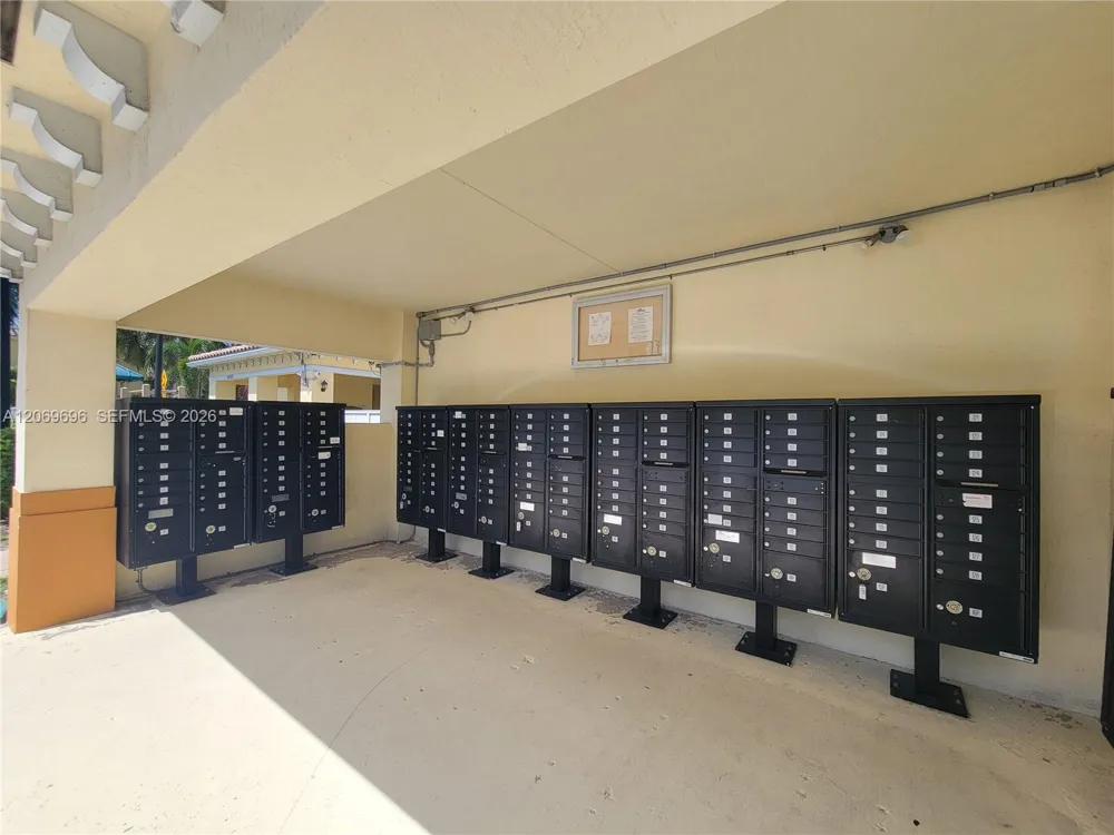 1107 NW 40th Ter #1107 Lauderhill, FL 33313