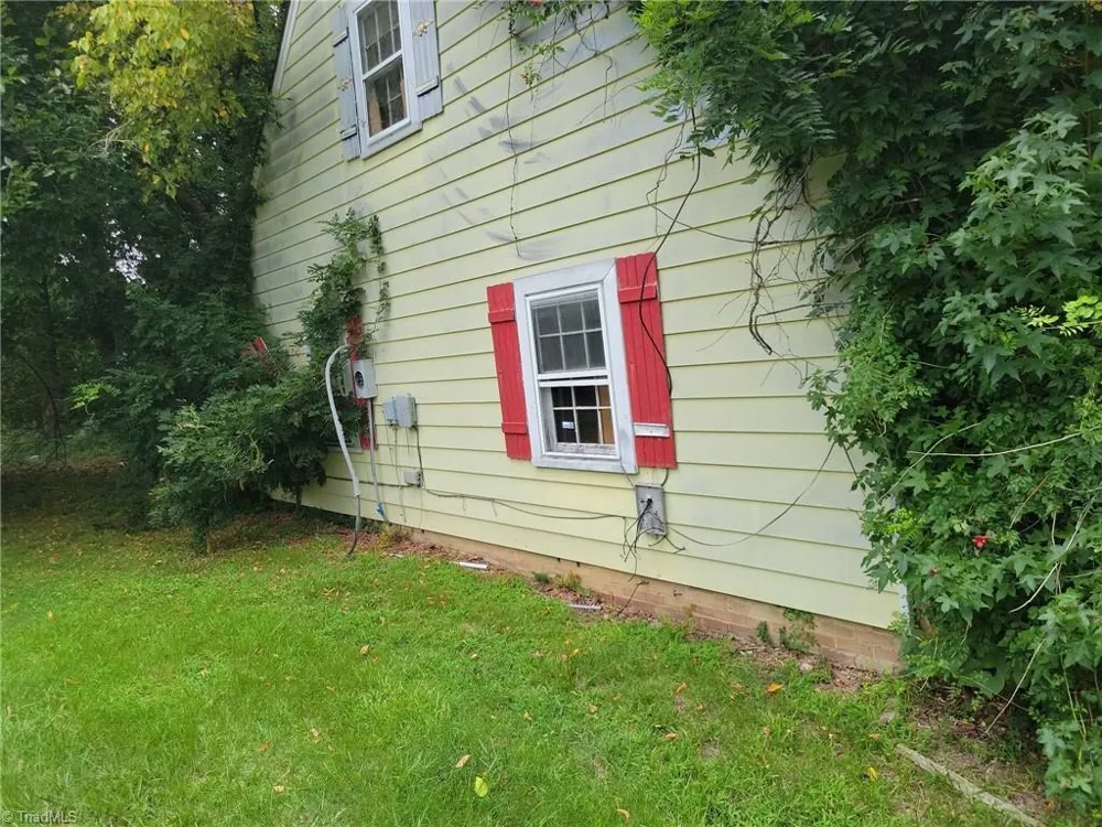 2113 Little Avenue High Point, NC 27260