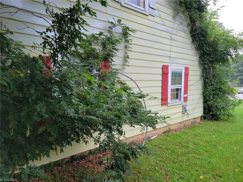 2113 Little Avenue High Point, NC 27260
