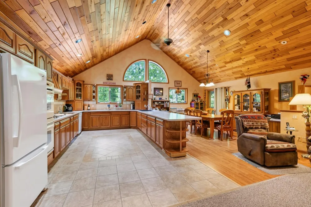 W5372 Yellowsands Drive Spooner, WI 54801