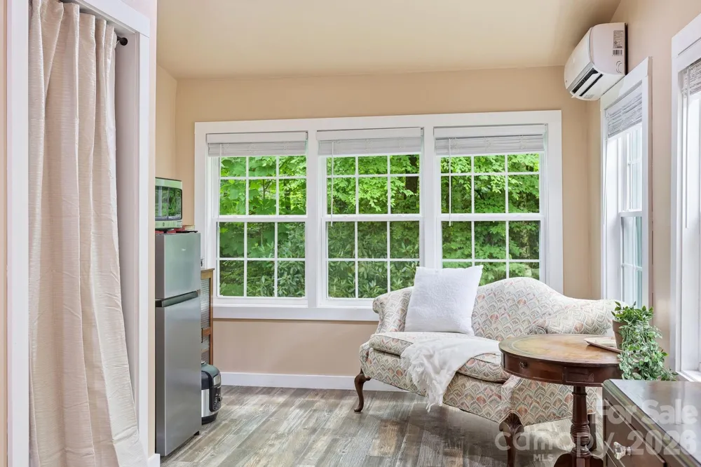 313 Walker Road Waynesville, NC 28786
