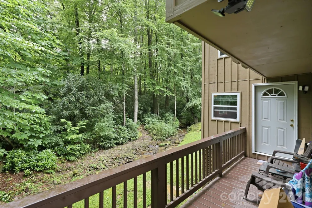 313 Walker Road Waynesville, NC 28786