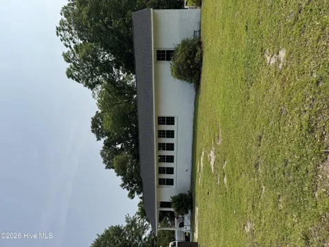 1316 North Drive