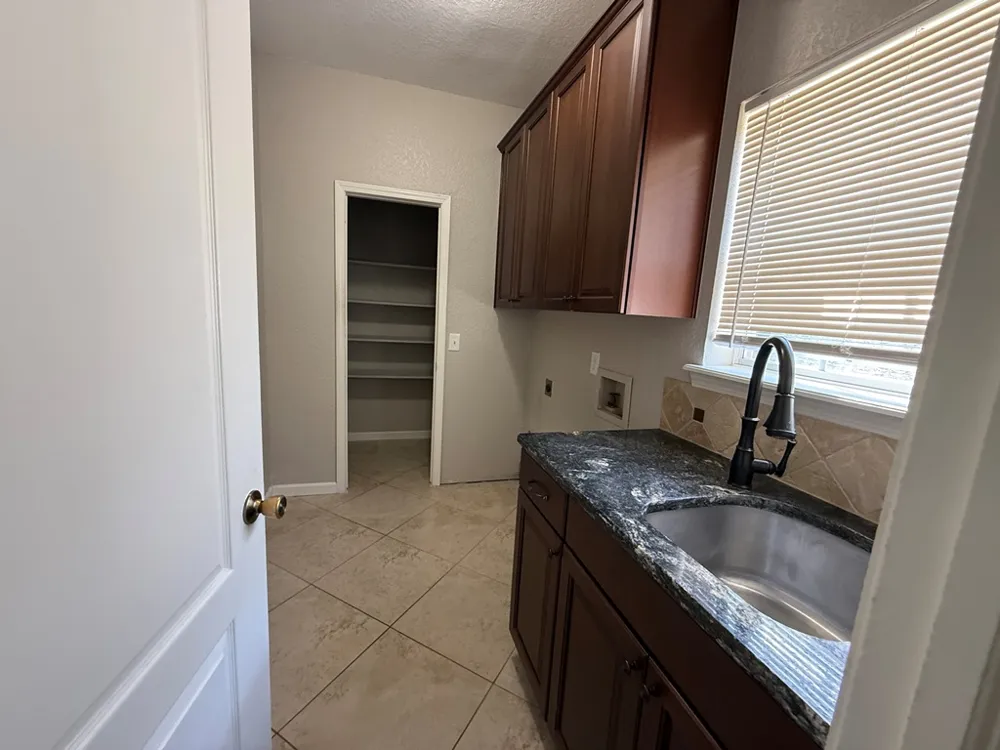 4105 W Elgin Street Broken Arrow, OK 74012