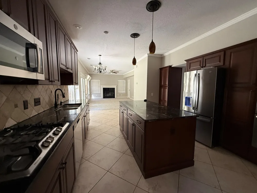 4105 W Elgin Street Broken Arrow, OK 74012