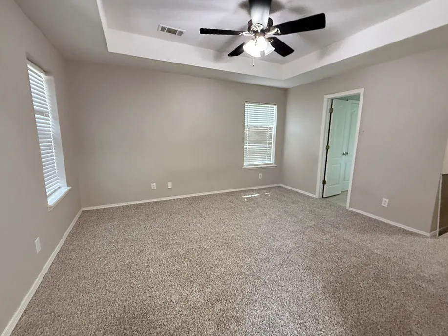 4105 W Elgin Street Broken Arrow, OK 74012