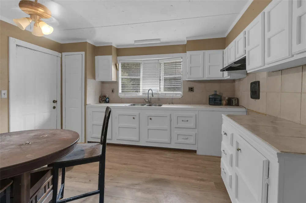 310 County Road 3280 Cleveland, TX 77327