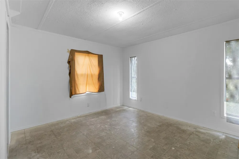 310 County Road 3280 Cleveland, TX 77327