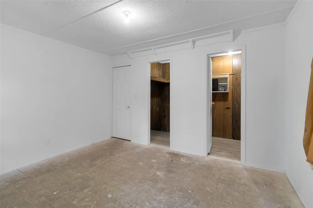 310 County Road 3280 Cleveland, TX 77327