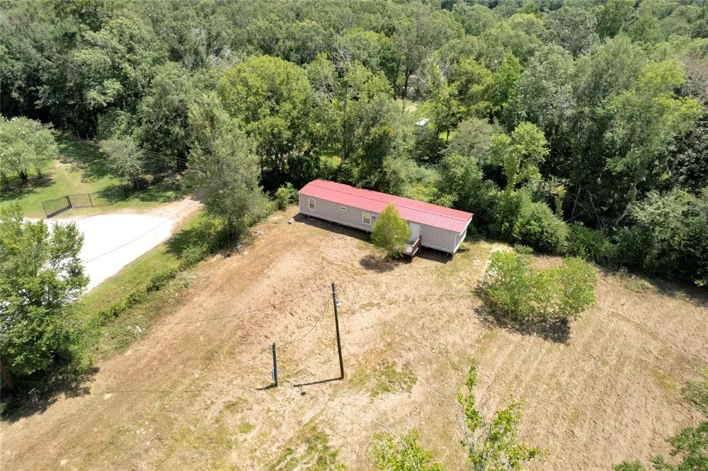 310 County Road 3280 Cleveland, TX 77327