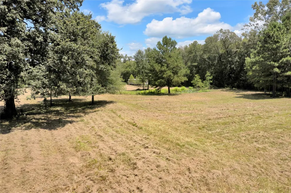 310 County Road 3280 Cleveland, TX 77327