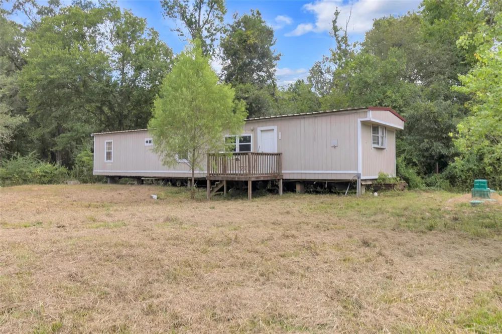 310 County Road 3280 Cleveland, TX 77327
