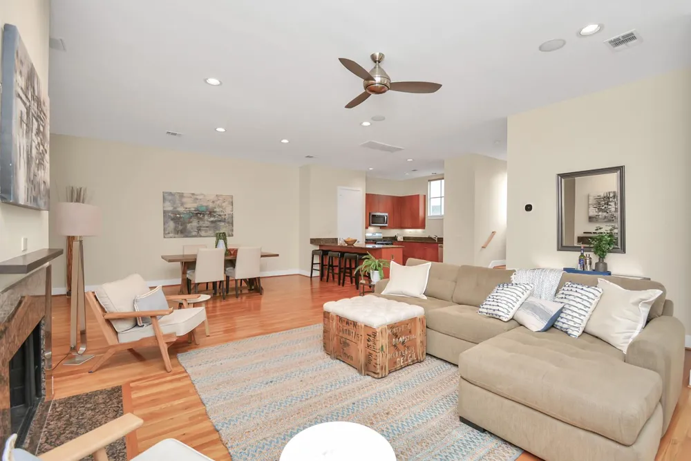 1118 Columbus Street #B Houston, TX 77019