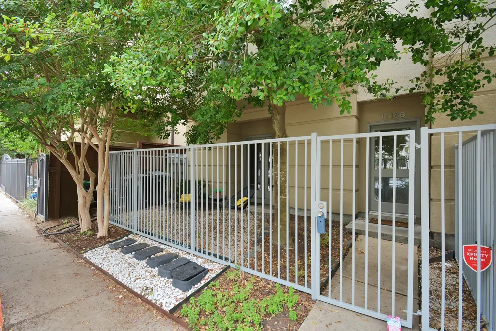 1118 Columbus Street #B Houston, TX 77019