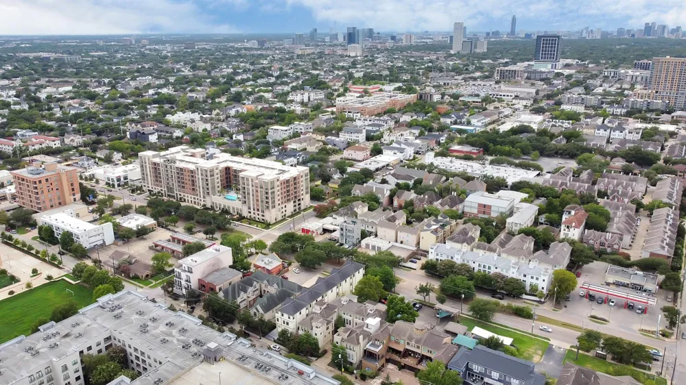 1118 Columbus Street #B Houston, TX 77019