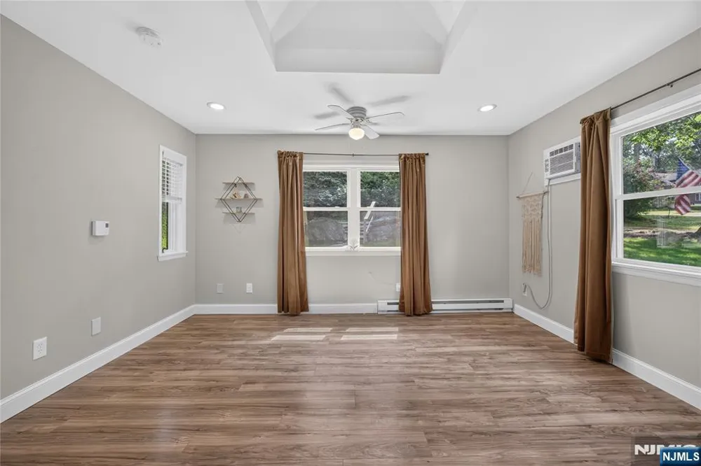 17 Birch Drive Vernon, NJ 07422