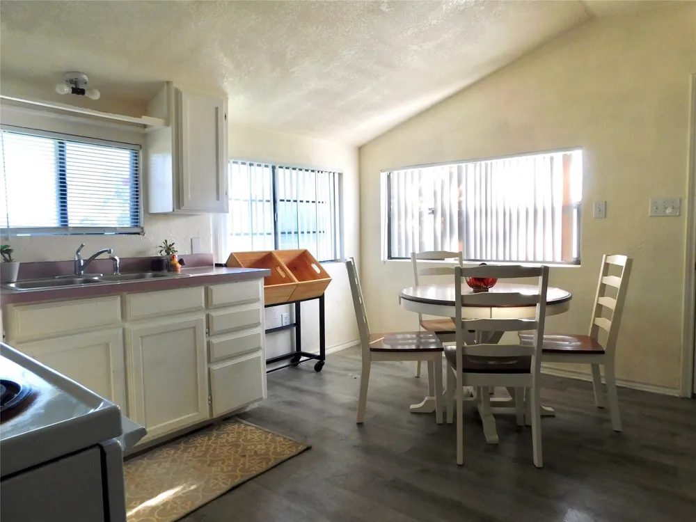 31 Rogers Circle Krum, TX 76249