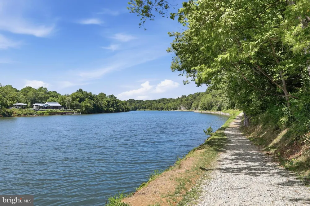7900 AVIS MILL ROAD Williamsport, MD 21795