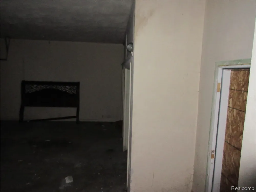 1001 Copeman Boulevard Flint City, MI 48504