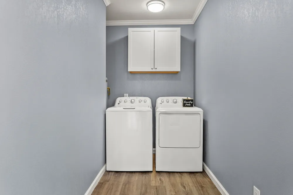 605 Dallas Street Winona, TX 75792