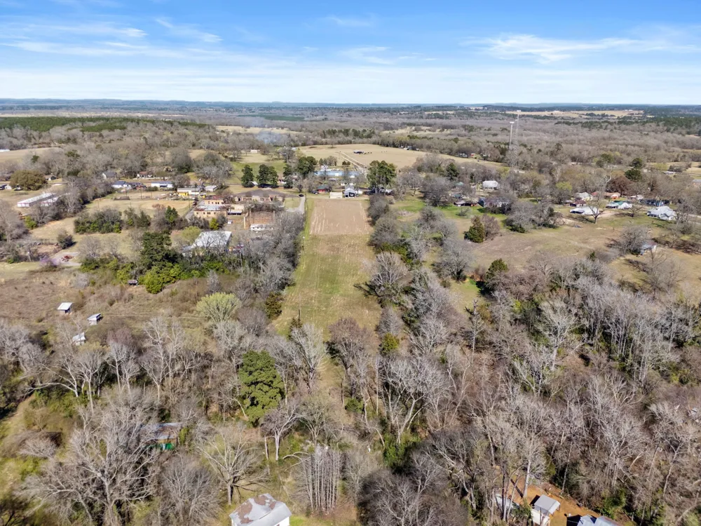 605 Dallas Street Winona, TX 75792