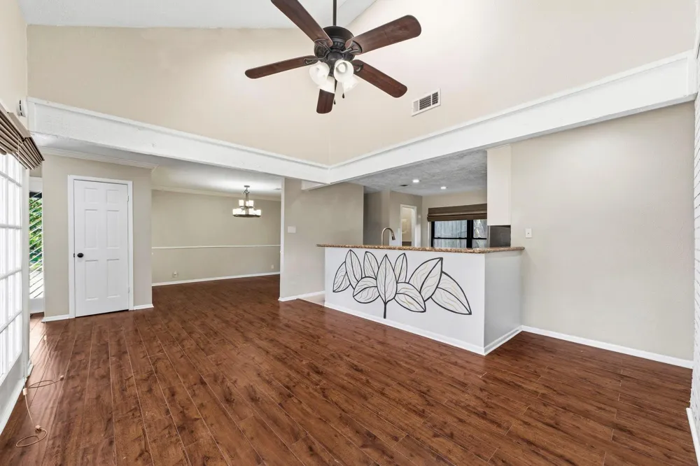 4330 Shady Springs Drive Seabrook, TX 77586