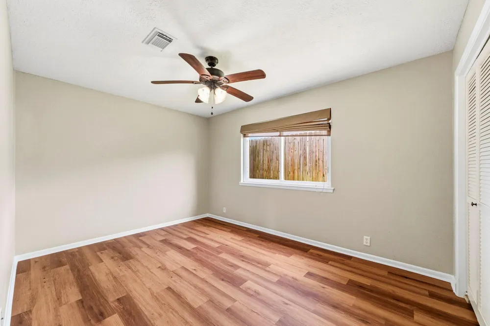 4330 Shady Springs Drive Seabrook, TX 77586