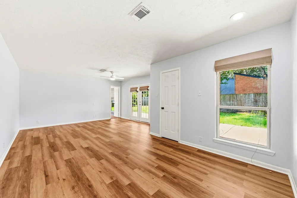 4330 Shady Springs Drive Seabrook, TX 77586