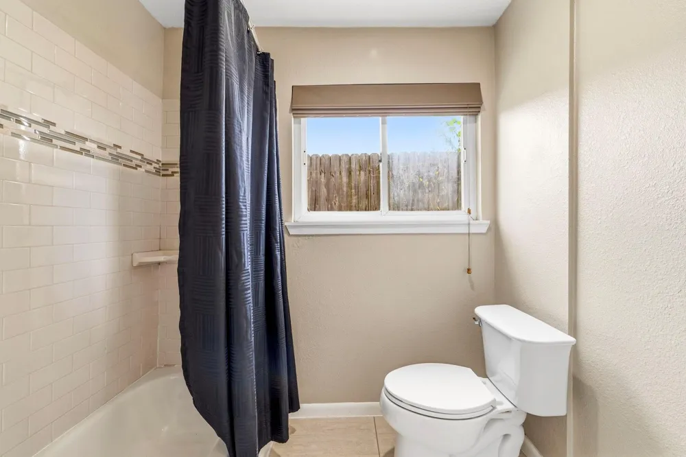 4330 Shady Springs Drive Seabrook, TX 77586
