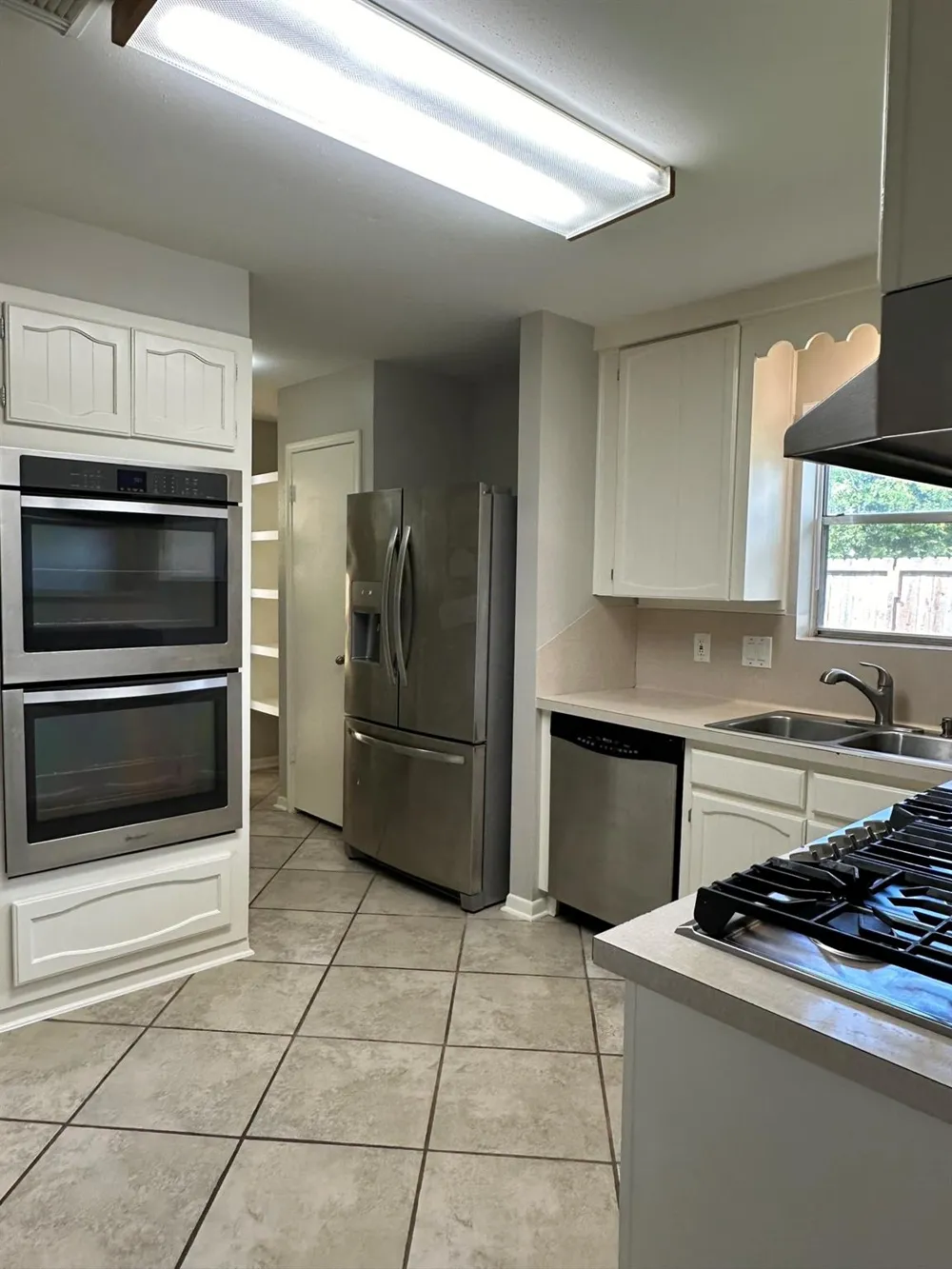 11702 Brighton Lane Meadows Place, TX 77477