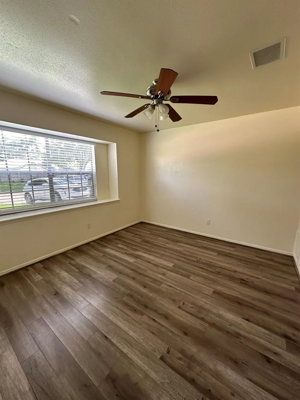 11702 Brighton Lane Meadows Place, TX 77477