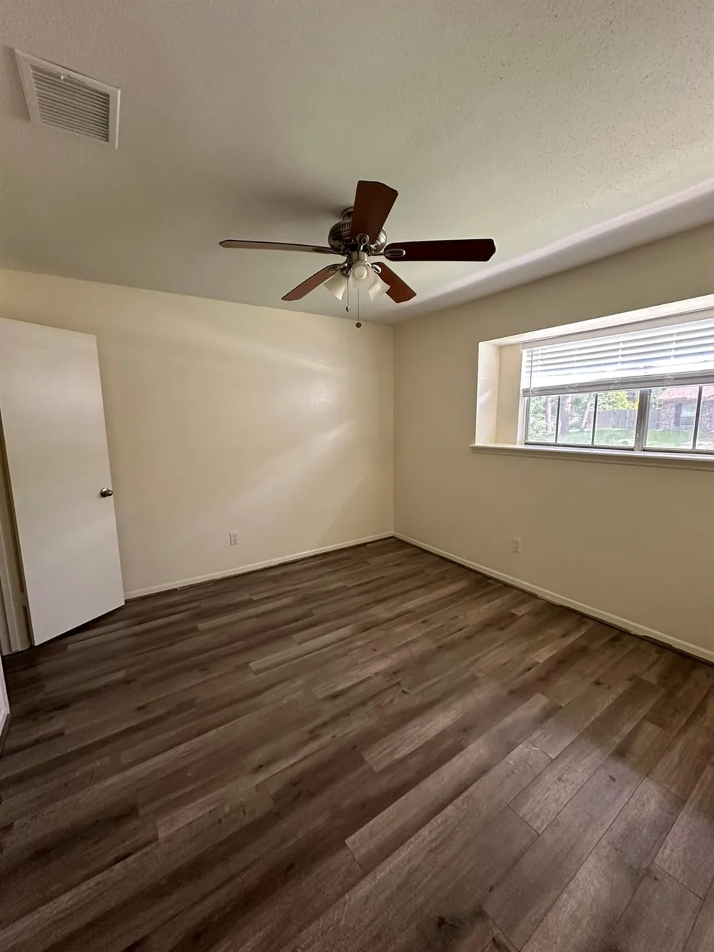 11702 Brighton Lane Meadows Place, TX 77477
