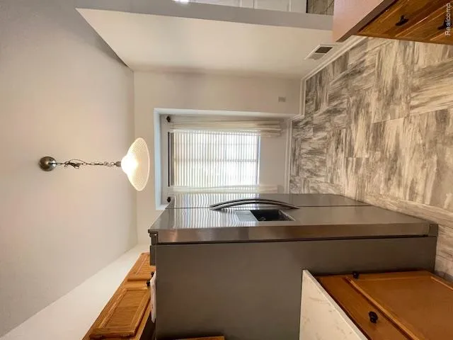 30885 LEE FRANK LANE Madison Heights City, MI 48071