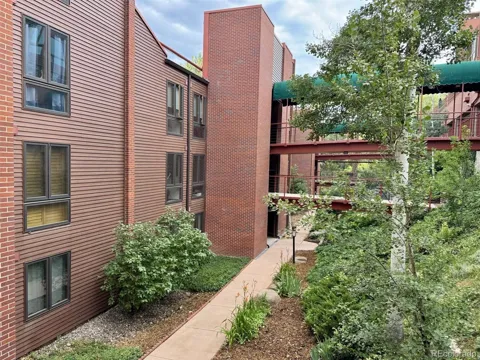 51 W Boulder Street