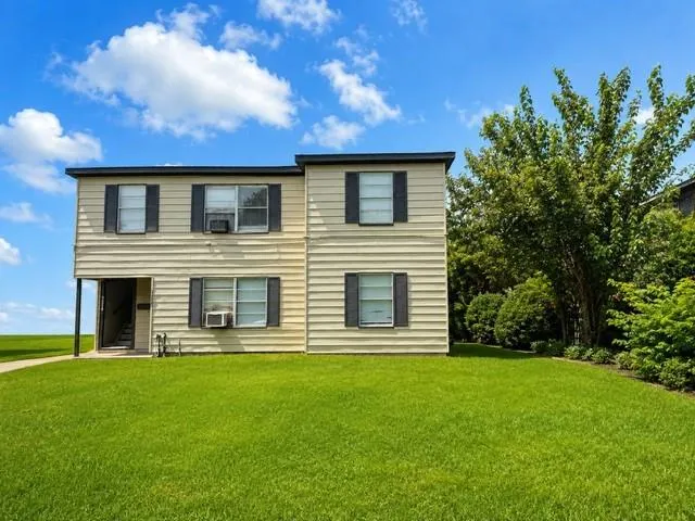 1208 7th Avenue Texas City, TX 77590