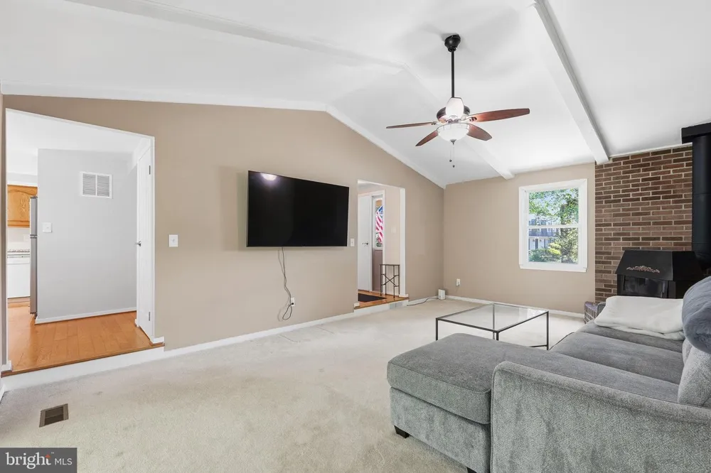 2202 JESTER COURT Reston, VA 20191