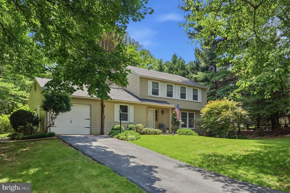 2202 JESTER COURT Reston, VA 20191