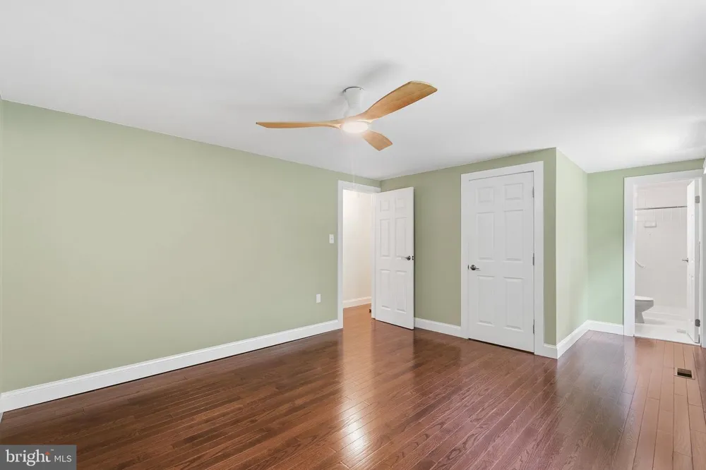 2202 JESTER COURT Reston, VA 20191